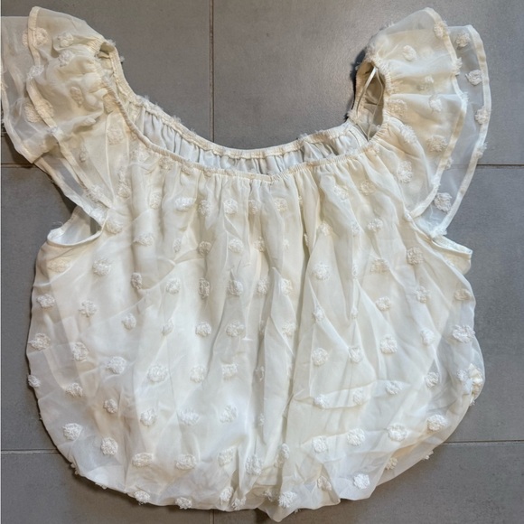 Francesca's Collections White Off Shoulder Ruffled Top - Picture 6 of 7